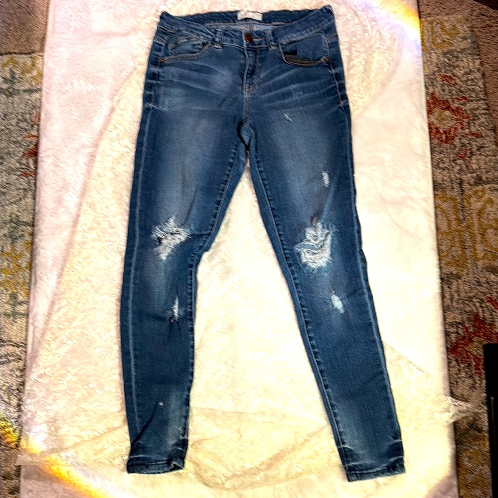 372.  Jolt Blue Skinny Jeans with Distressed Details Size 7/28W